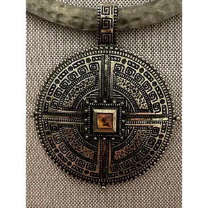 Vintage Tribal Statement Collar Necklace Aztec Disc Pendant Amber Stone Gold Ton thumbnail 2