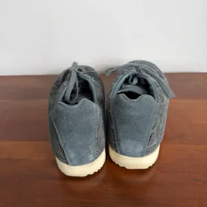 Gola Harrier Gummer Fall Blue Suede Perforated Leaf Design Textured Sole Women 8 thumbnail 4