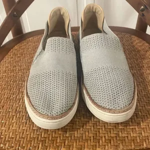 Ugg Sammy grey metallic loafer flats size 9.5 thumbnail 9