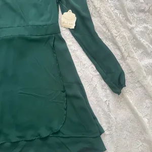 NWT Hunter Green Altar’d State Dress Size Large A-Line V-Neck Style thumbnail 4