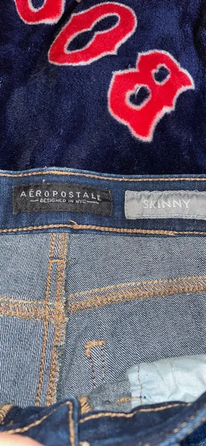 Skinny Jeans thumbnail 4