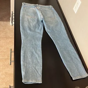 Alice + Olivia AO.LA Good highrise exposed button lightwash distressed jeans, 27 thumbnail 15