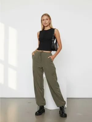 NWT Lovers + Friends Noah Cargo Pants Wide Leg in Olive Green Size XS thumbnail 5
