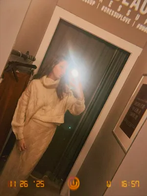 Dress Up Cream Set  thumbnail 2