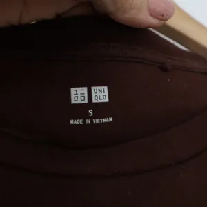 Uniqlo Womens Small Brown Long Sleeve Crew Neck Cotton Blend T-Shirt thumbnail 2