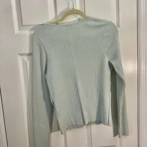 NWT Express Ribbed V Neck Fitted Long Sleeve Top Mint Green Size L Stretch thumbnail 10