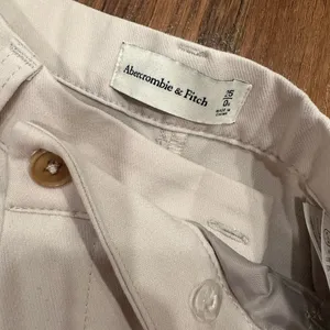 Abercrombie & Fitch Cream Wide Leg Trousers thumbnail 3