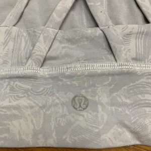 Lululemon Energy Long Line Yoga Bra Womens‎ Size 10 Gray Criss Cross Back Design thumbnail 3
