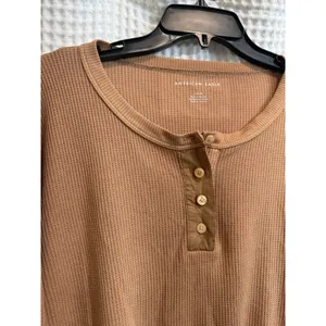 American Eagle Cropped Long Sleeve Henley Thermal Brown Crop Top Large thumbnail 3