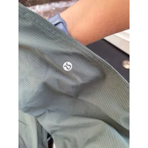 Lululemon Beyond the Studio Jogger Sage Green Pinstripe Ruched Pants Womens SZ 6 thumbnail 9