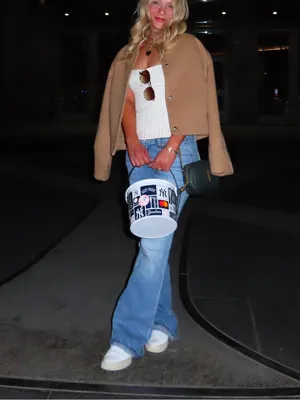 Zara Low Rise Bootcut jeans 0 thumbnail 6