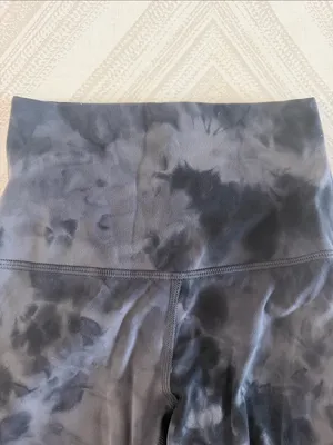 Lululemon Women’s Size 0 Gray Black Tie Dye Splatter High Rise Leggings thumbnail 3