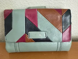 Vtg Fossil Patchwork Soft Leather Teal Wallet Snap‎ Close Zipper Colorblock-Read thumbnail 1