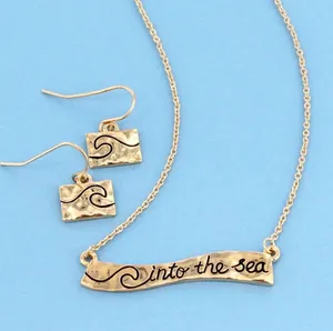 NWT! Viola Ocean Theme Necklace $ Earrings Jewelry Set thumbnail 1