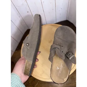 american eagle slip in clogs‎ Buckle Size 7 Suede thumbnail 10