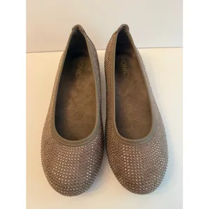 Vionic Spark Willow Ballet Flats Women’s Size 6 Gray Taupe Studded Comfort NWOT thumbnail 4