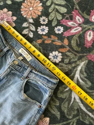 Abercrombie ultra high rise straight jeans 29 thumbnail 5