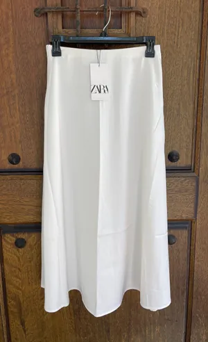 ZARA A-line Midi Satin Skirt Size M thumbnail 2