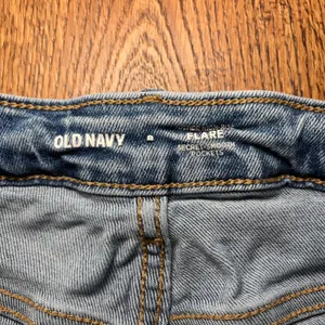 Old Navy Higher High-Rise Flare Jeans Medium Wash Mary Kate Size 8 western boho thumbnail 4
