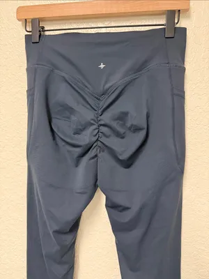 NWT HALARA UltraSculpt Leggings Size Medium thumbnail 6