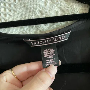 Victoria’s Secret Black Satin Ruffle Sleeve Front Tie Robe thumbnail 3