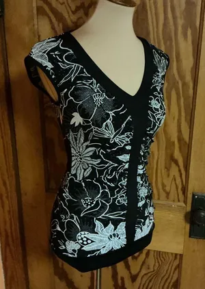 Vtg Y2K black floral sexy top thumbnail 11