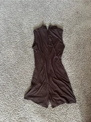 Brown Romper Size M thumbnail 2