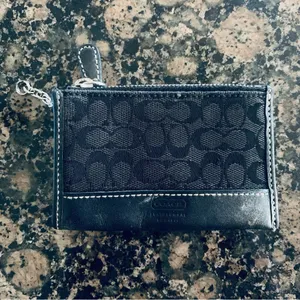 COACH Vintage Black Signature C Print Keychain Card Holder Wallet thumbnail 1