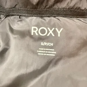 Roxy Womens Black Quilted Grid Puffer Jacket Funnel Neck Full Zip Sporty Sz S thumbnail 6