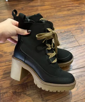 Target Winter Boots thumbnail 1