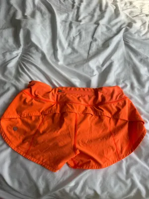 Lululemon Speed Up Shorts 2.5" Highlight Orange thumbnail 3