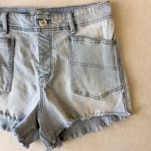 We The Free CVRY High Rise Denim Cutoff Shorts Womens 31 Light Blue Wash thumbnail 8