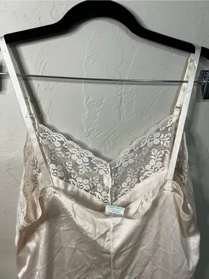 Ashley Taylor Vintage Peach Lace Trim Camisole Romantic Coquette Lingerie Top thumbnail 8