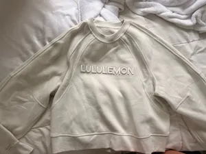 Lululemon Crew Perfectly thumbnail 1