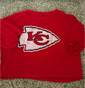 KC Crop Red thumbnail 2