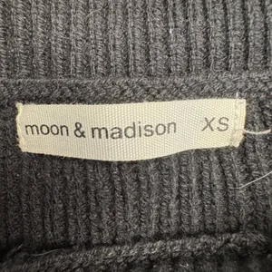 Moon & Madison Striped Sweater Vest Black‎ White Ribbed Knit Sleeveless XS thumbnail 2