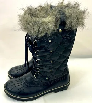 Sorel Tofino Quilted Snow Boots Women 8 Black W/Fur Waterproof Skiing Aspen Vibe thumbnail 1