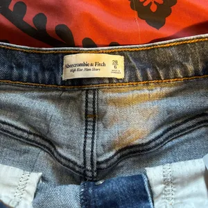Abercrombie And Fitch Shorts thumbnail 2