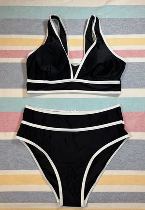 NWOT Chic Black & White High-Waisted Bikini Set Sz L thumbnail 1