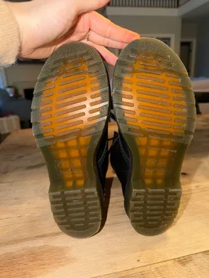 Doc martens books  thumbnail 6