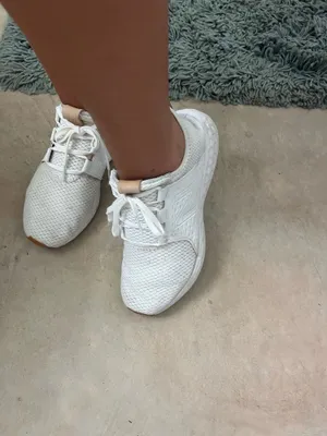 New Balance Shoes Women’s thumbnail 5
