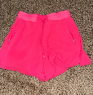 Lululemon Shorts thumbnail 1