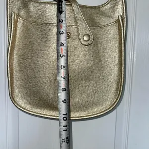 Elegant Gold Shoulder Bag thumbnail 4