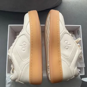 ALO Recovery Mode Sneaker Clay 5.5M/7W thumbnail 4