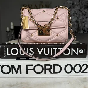 Michael Michael Kors Serena Small Quilted Studded Crossbody Bag Blush New NWT thumbnail 12