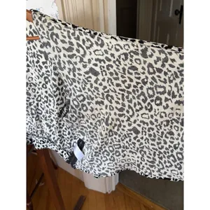 maurices Women's L Black White Animal Print 3/4 Sleeve Pullover Blouse thumbnail 6
