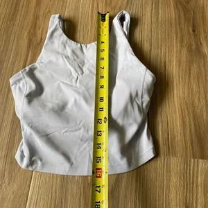 Lululemon White Cropped Tank Top Size 6 Athletic Yoga Workout Activewear thumbnail 6