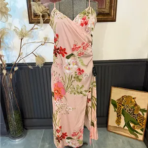 NWT Lulus Remarkable Entrance Pink Floral Print Satin Midi Dress ~ Size M 🧡🍄 thumbnail 3