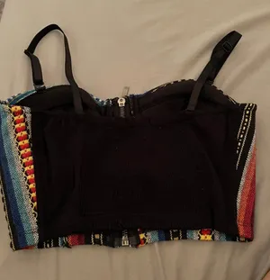 Forever 21 Brand New Crop Top thumbnail 2