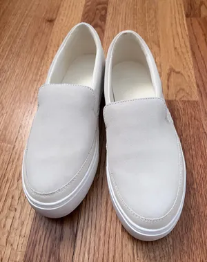 UGG Women’s thumbnail 1
